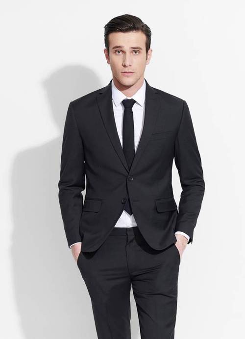 尹清 视觉设计总监